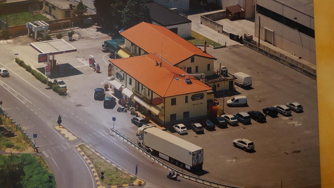 Hotel Ristorante Amalfitana Dello Εξωτερικό φωτογραφία